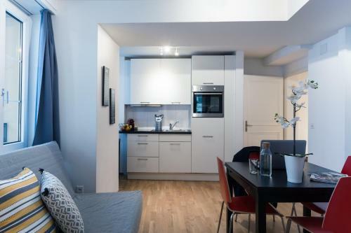 Hitrental Old Town Apartments