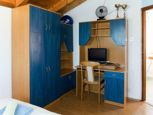 Holiday Home Marija - Omi150