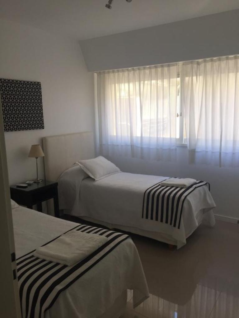 Monta�eses Apartments