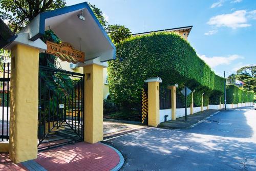 Hotel Villas Del Rio Luxury Suites By Vrhost