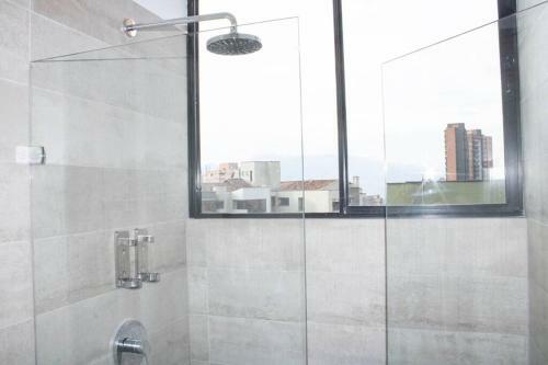 Apartamento Hotel Class Suites ? Poblado, Pool Balcony View 2 Bed Rooms AC Netflix