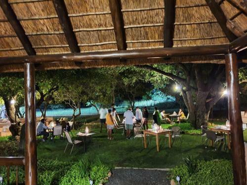 Hotel Golden Impalas Bush Resort