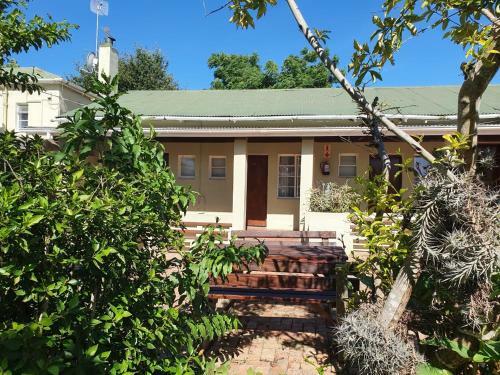 Hostal Oak Lodge Guest House