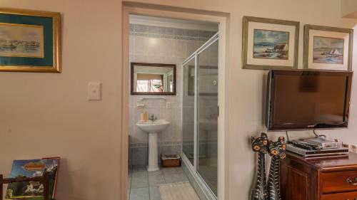 Hostal Brown Jug Guest House