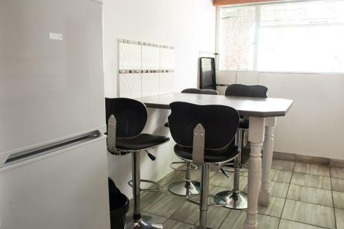 Hostal Gemstone Guest House