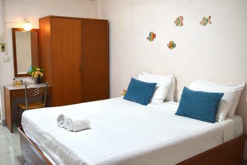 Hostal Smile Court