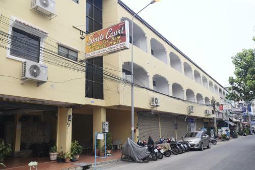 Hostal Smile Court