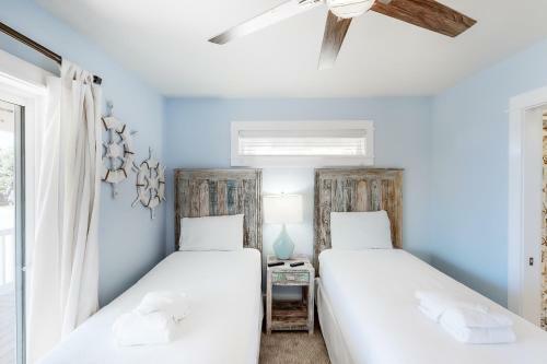 Spectacular Sunset Beach House Cb105