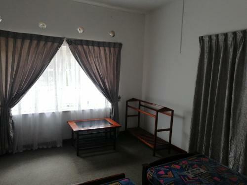 Hotel Janahitha Holiday Bungalow