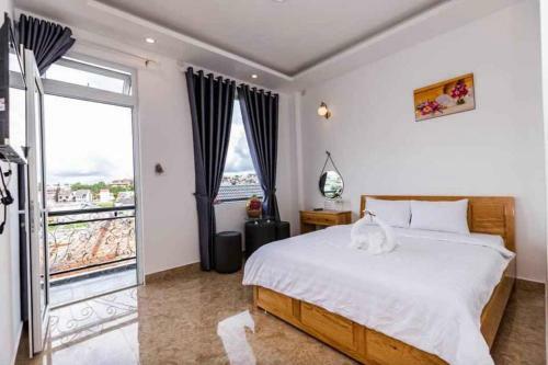 Hotel Kh�ch S?n H?ng Nguy�n