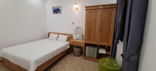 Hotel Kh�ch S?n H?ng Nguy�n
