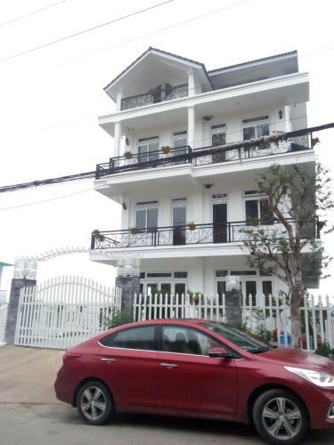 Hotel Kh�ch S?n H?ng Nguy�n