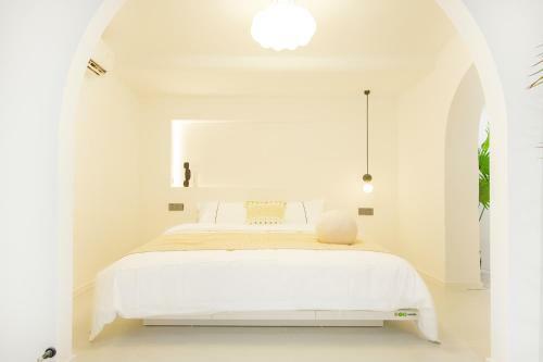 Locals Apartment House 15