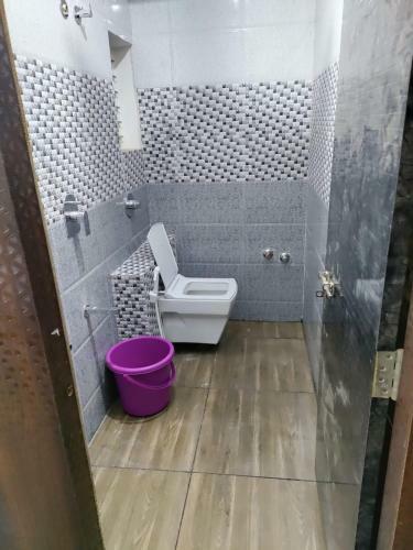 Ssv Hotel Avalahalli