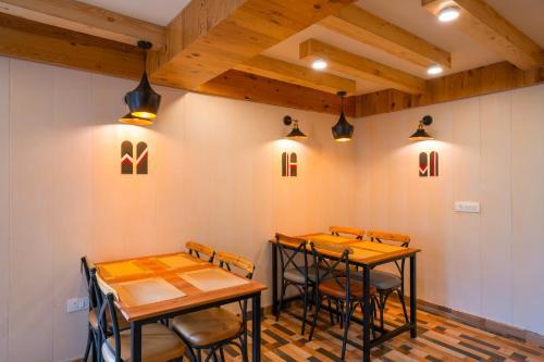 Albergue Zostel Vashisht (kullu/manali)