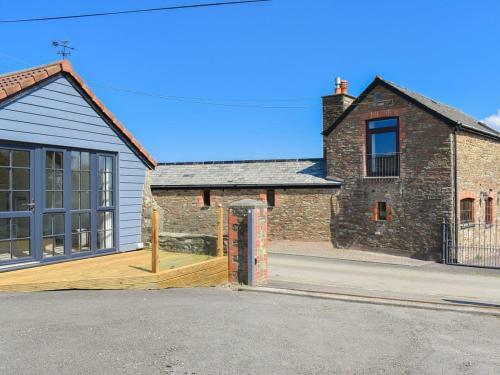 The Studio Uk33439
