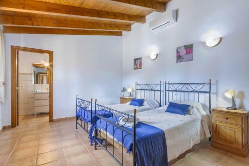 Marilen Alcudia 254