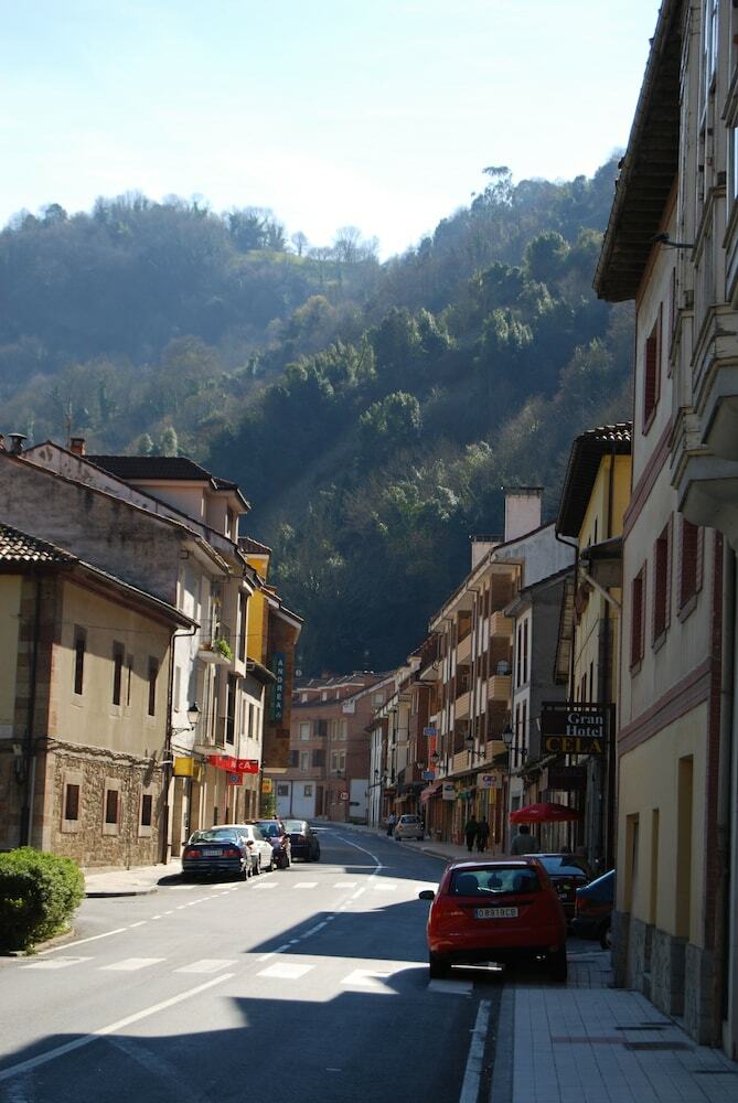 Hotel Calzada Romana