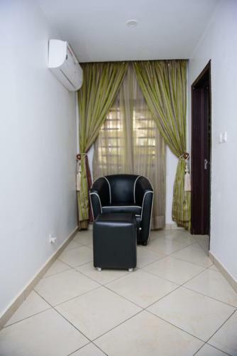 Apartamento 4 Bedroom Duplex-24hrs Electricity/wifi/security