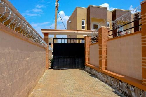 Lovely 2-bed Apartment In Kampala