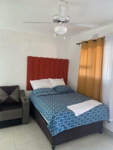 Hostal Ikhaya Guesthouse
