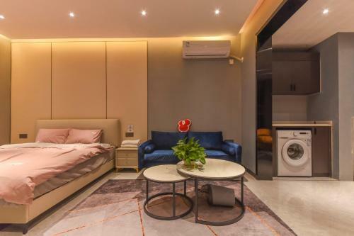 Locals Apartment Inn 01