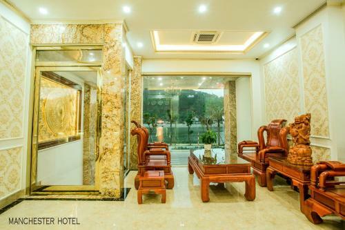 Manchester Hotel Ha Long