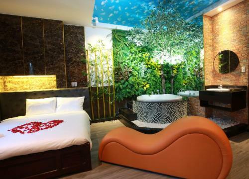 Lotus Hotel The Cupid Room