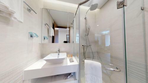 Apartamento C?n H? Cao C?p 3 Ph�ng Ng? T?i Metropolis