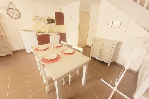 Bright Gite With Garden-terrace And Pool