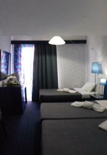 Posada Aegina Beachfront Suites - Argo Seaside Stays
