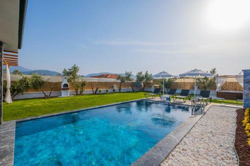 Conservative Villa With Jacuzzi At Fethiye By Solo Villa
