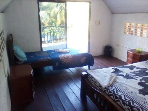 Agradable Caba�a Campestre Con Piscina