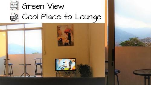 Santa Ana Modern Apartments With Ac, Great View & Location