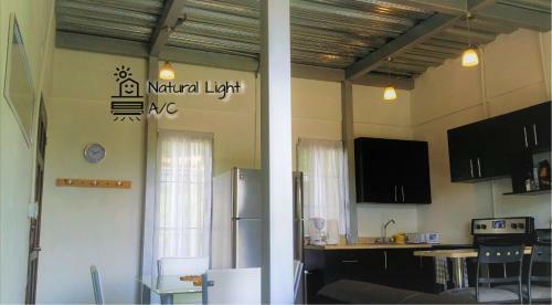 Santa Ana Modern Apartments With Ac, Great View & Location