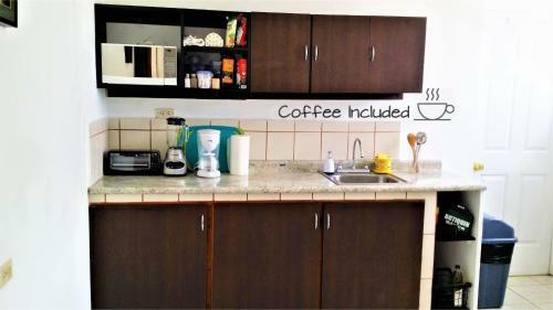 Escazu Vintage Apartments With Great Location & View