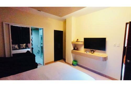 Hotel Oyo 871 Herel Guest House