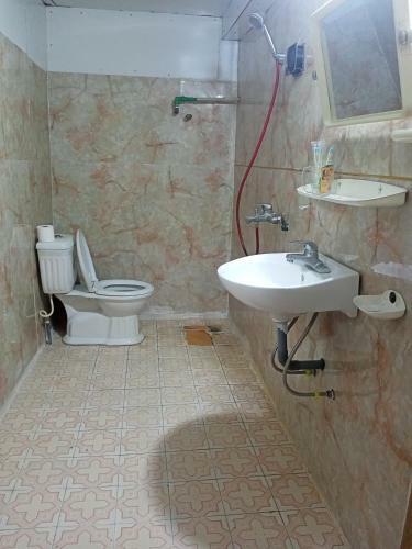 Bed & Breakfast Hoang Long Hotel