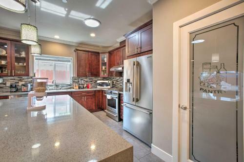 Bright Fremont Gem With Fenced Backyard And Patio