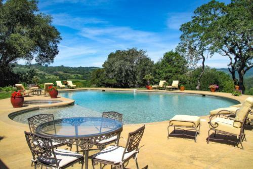 Sonoma Escape