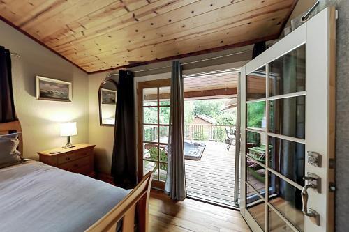 Bent River Bungalow