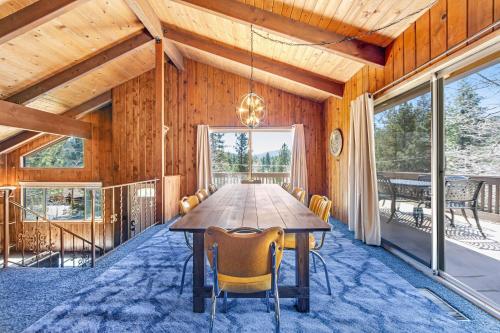 That '70s House - New Listing! Newly Renovated!