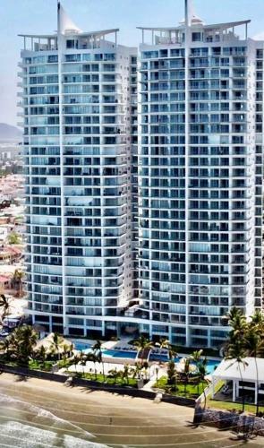 Apartamento Luxury Condo Beachfront Camino Al Mar Mazatlan