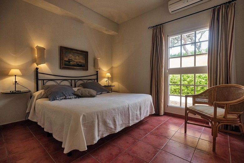 Hotel Madreselva