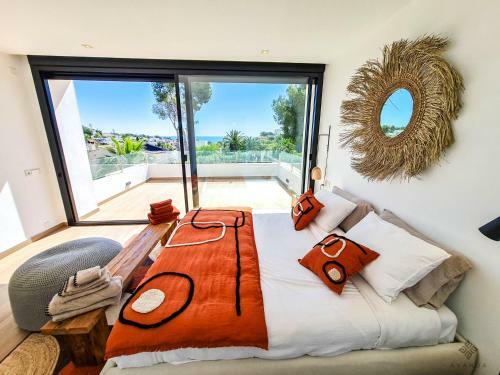 Villa Moderna De Lujo De Nueva Construcci�n A 1km De Playa Fustera