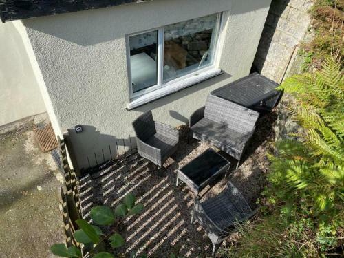 No 8 Snowdonia. 3 Bedroom, Sleeps 5. Pets Accepted
