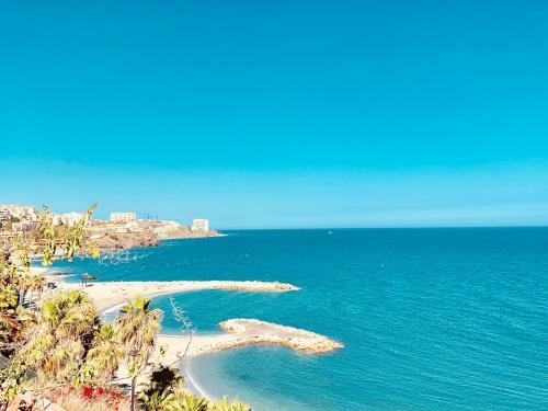 Superb Villa By The Sea