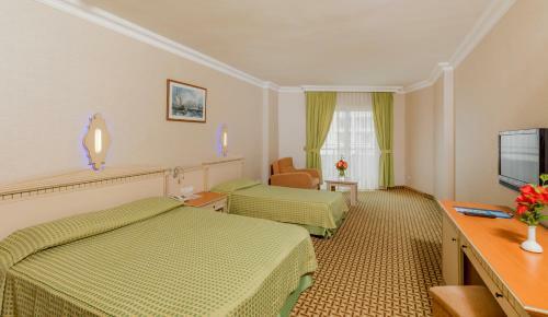 Hotel Holiday Park Resort