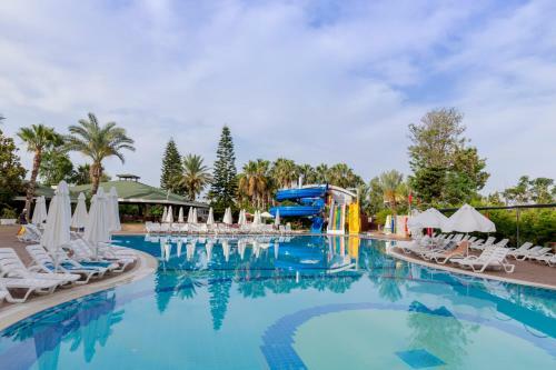 Hotel Holiday Park Resort