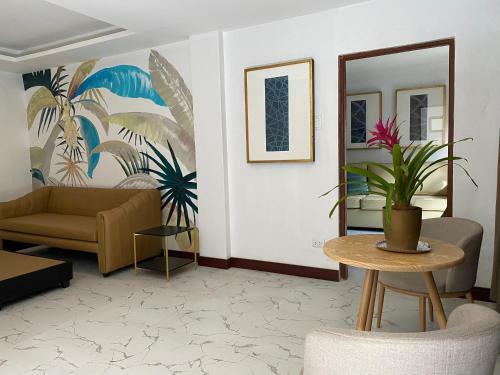 Hotel Lido Shores Resort